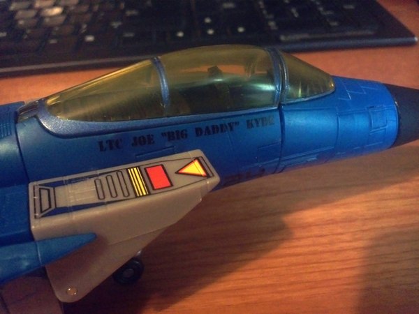 Transformers Masterpiece Thundercracker Toys R Us Exclusive In Hand Images  (7 of 13)
